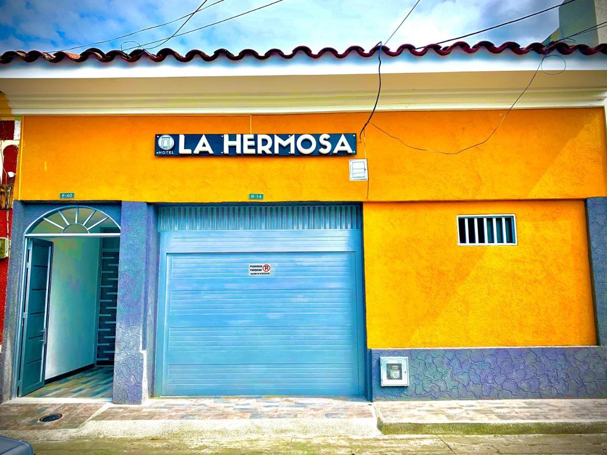 La Hermosa Hotel Buga Extérieur photo