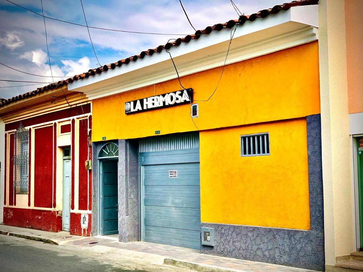 La Hermosa Hotel Buga Extérieur photo
